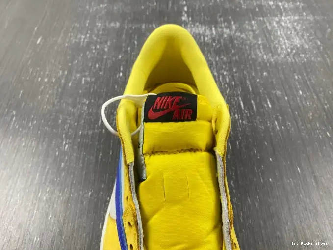 1st Kicks Low Travis Canary DZ4137-700 Scott OG x 1 Air Jordan 0604